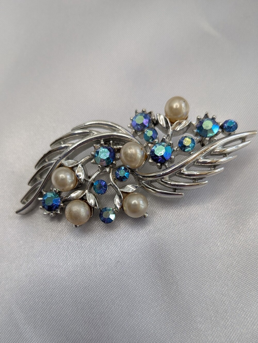 Signed Lisner Silvertone Blue AB Rhinestone Faux Pearl Floral Spray Brooch